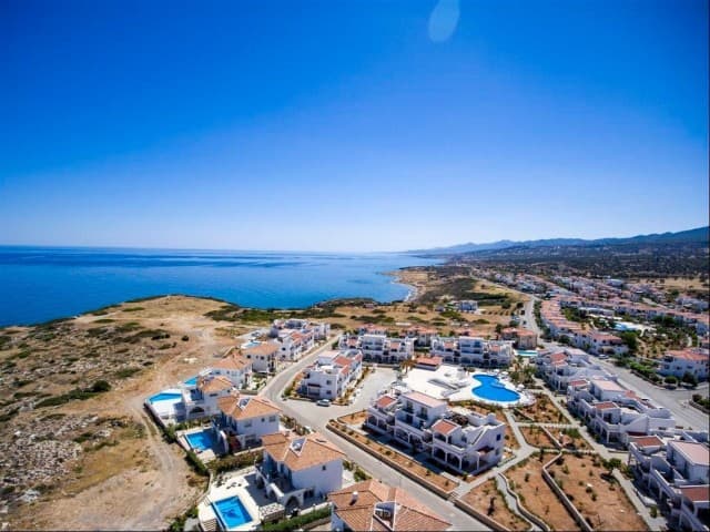 1 + 1 APARTMENT WITH HIGH RENTAL YIELD IN KYRENIA ESENTEPE **