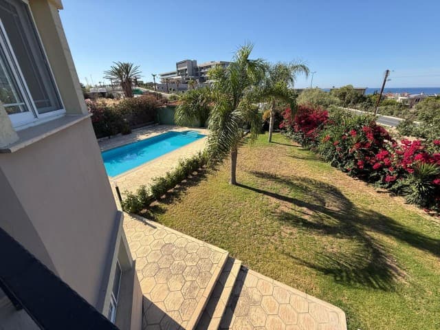 RENTAL 4+2 VILLA WITH POOL AND SEA VIEW IN CATALKÖY, GIRNE