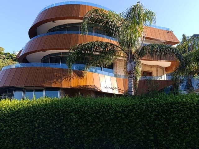 5+1 SPECIAL LUXURIOUS VILLA FOR SALE IN EDREMIT **